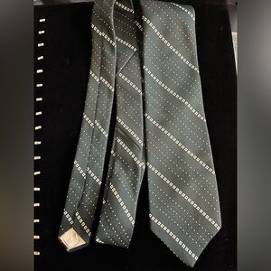 VINTAGE Le Chevron Tie